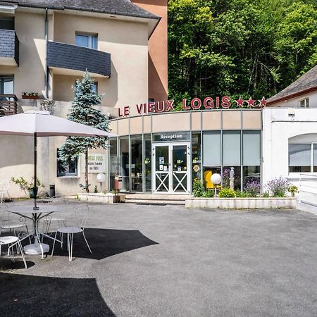 Logis Le Vieux Logis Hotell Lestelle-Bétharram Exteriör bild
